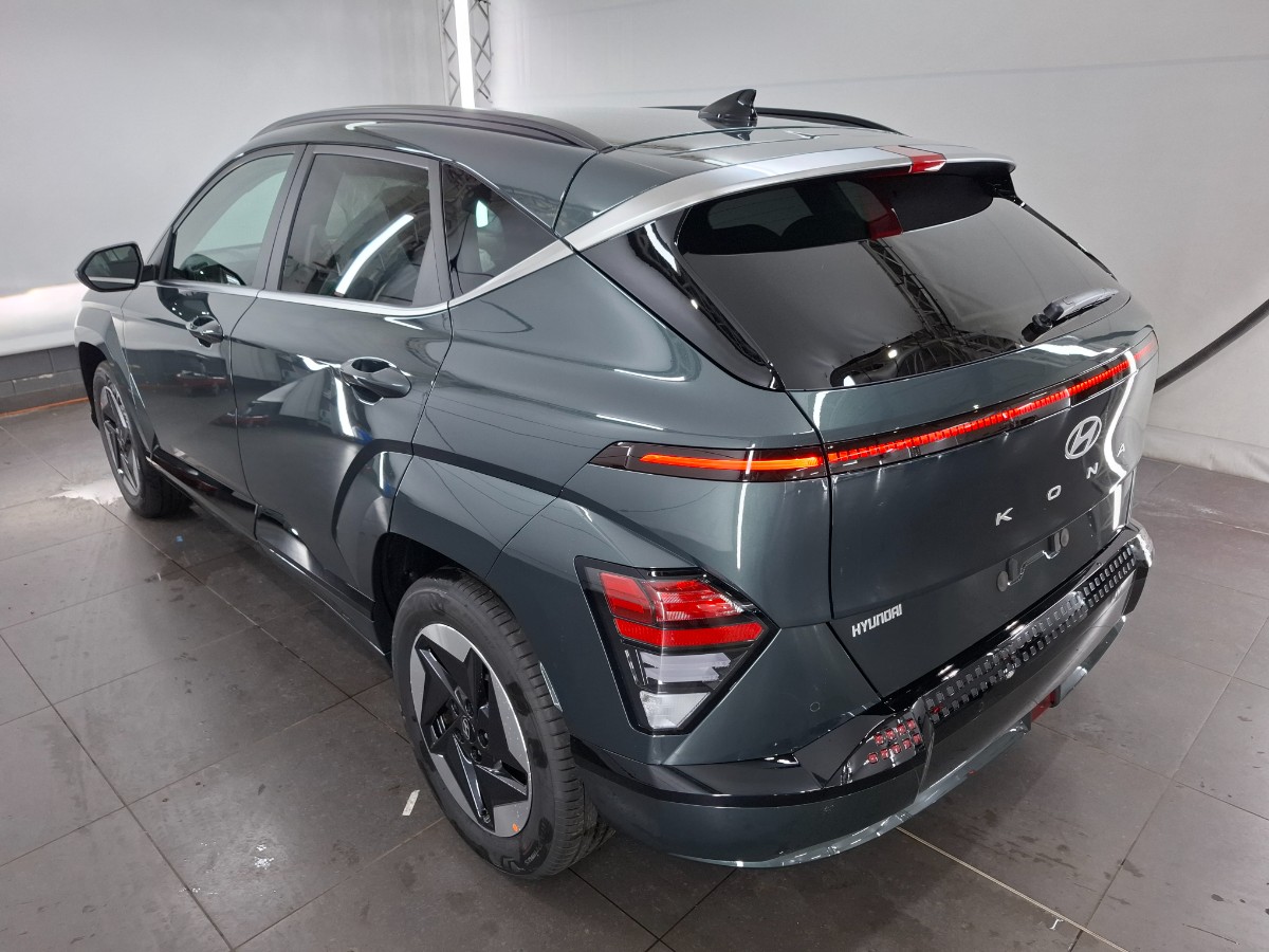 Hyundai Kona Comfort smart 65.4 KWH