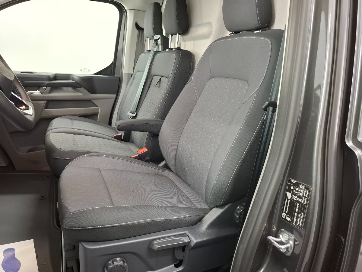 Ford Transit Custom 320 2.0 TDCI L2H1 Limited
