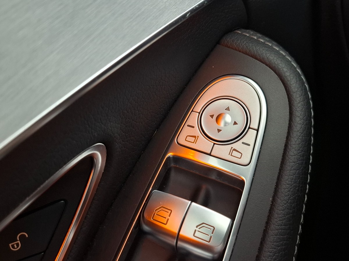Mercedes-Benz C-klasse Estate 180 Ambition