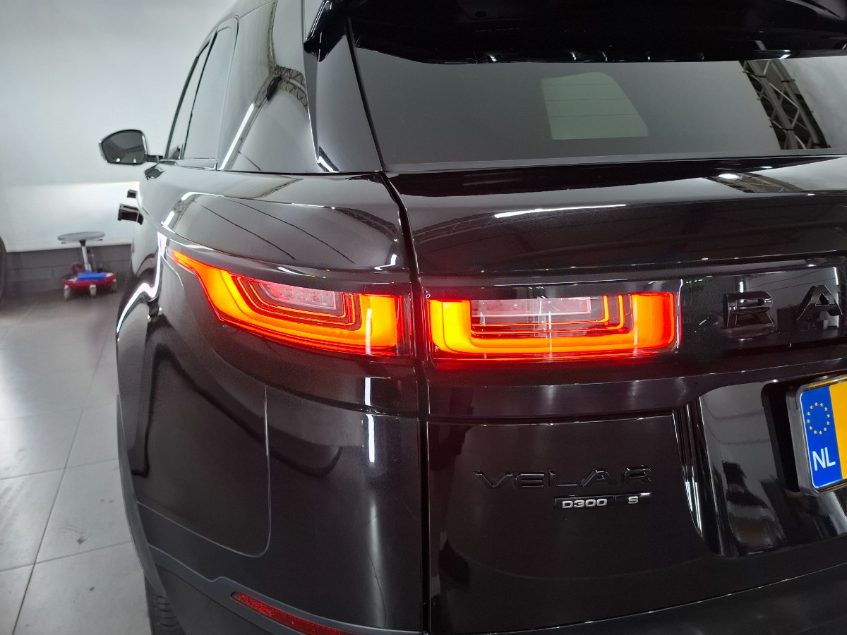 land rover RANGE ROVER VELAR 3.0 V6 AWD Dynamic Panoramadak|Meridian| Grijs Kenteken