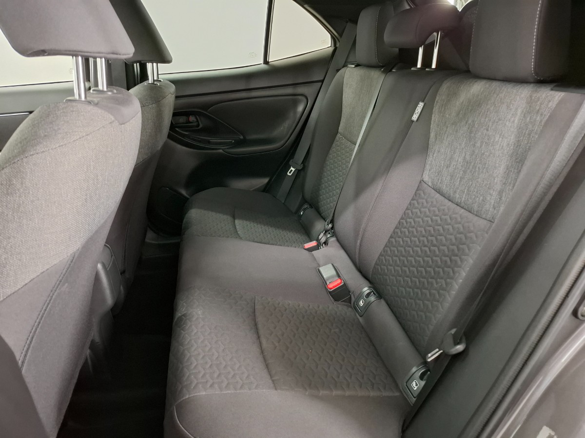 Toyota Yaris Cross 1.5 Hybrid Team D Winterpakket Smart Pakket
