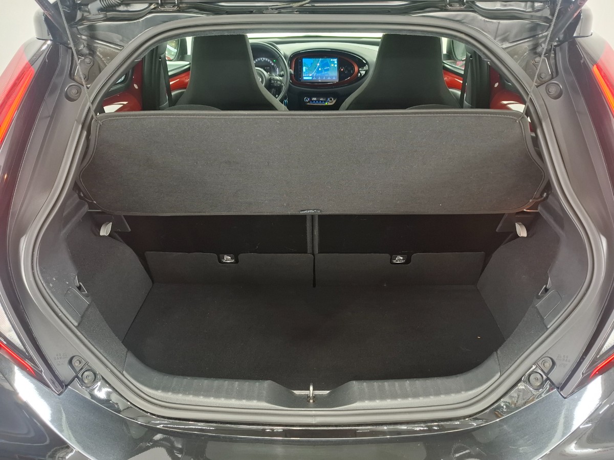 Toyota Aygo X 1.0 VVT-i S-CVT Envy