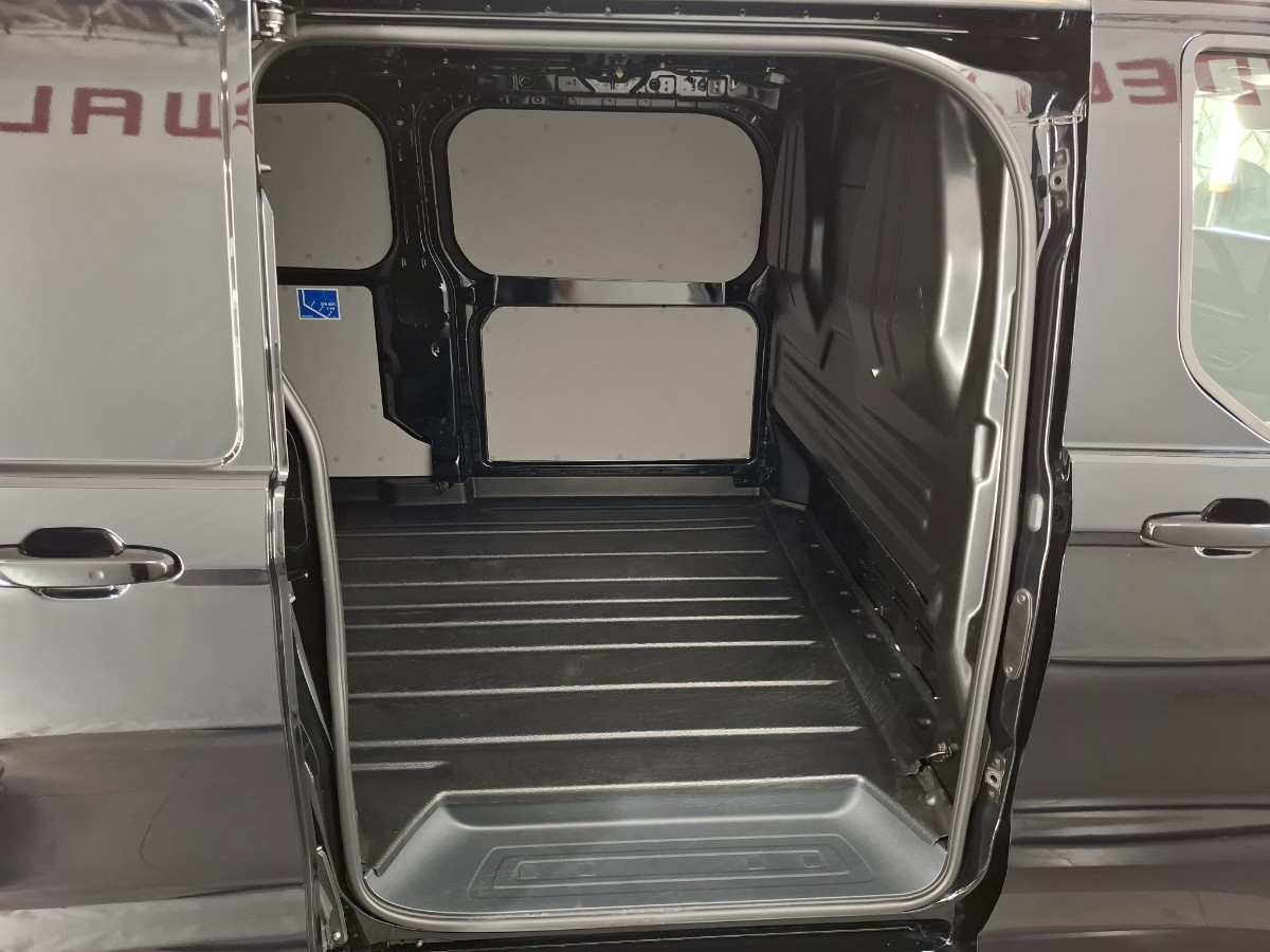 Ford Transit Custom 320 2.0 TDCI L2H1 Limited