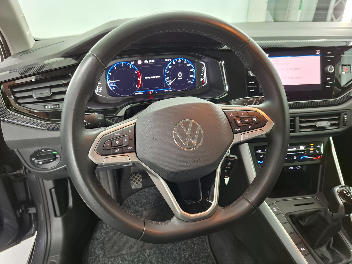 Volkswagen Polo 1.0 TSI Life Business