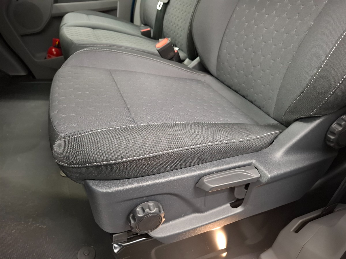Ford e-Transit Custom 340 L2H1 Limited 65 kWh 218PK – Digital aqua blue – Driver Pack Ultimate – Matrix LED – B&O Audio