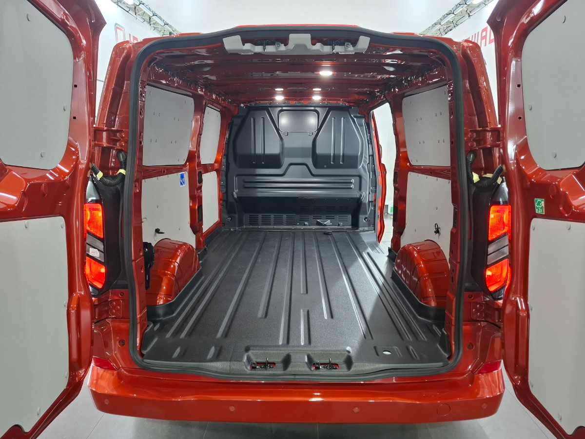 Ford Transit Custom Limited L2H1 320 | Driver P. Premium | THKVRB | 17 LMV | Stuurverw. | Draadloos laden | Dubb. Vergr.