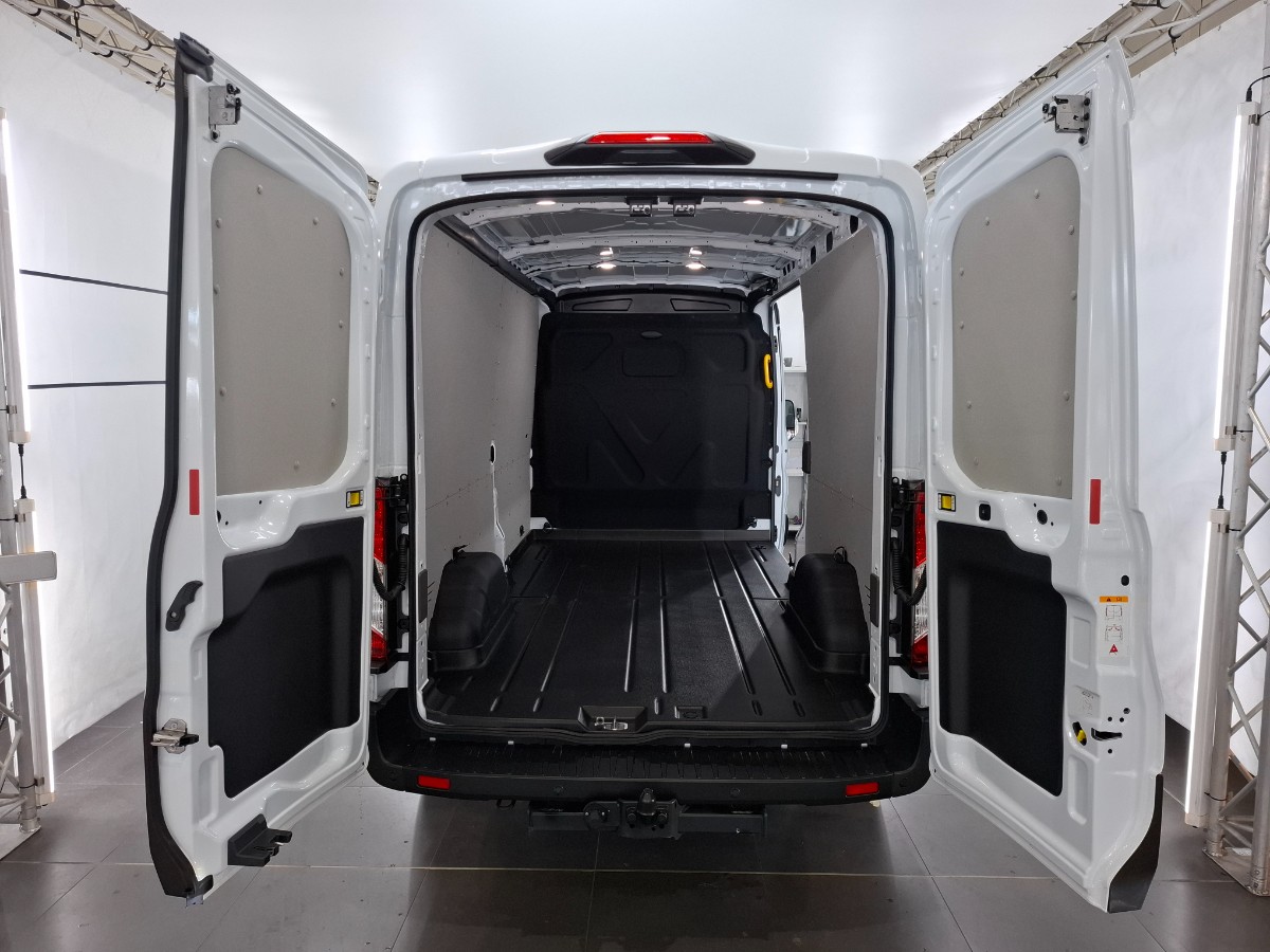 Ford Transit Trend 130PK Automaat | SYNC4 | Trekhaak | Stoelverwarming | Laadruimte pack