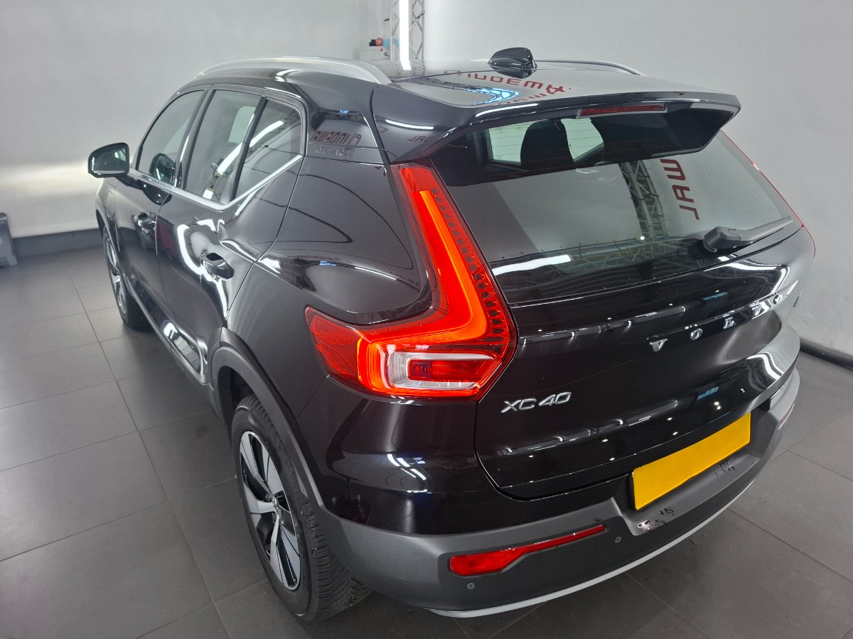 Volvo XC40 T4 Recharge Inscription Expression