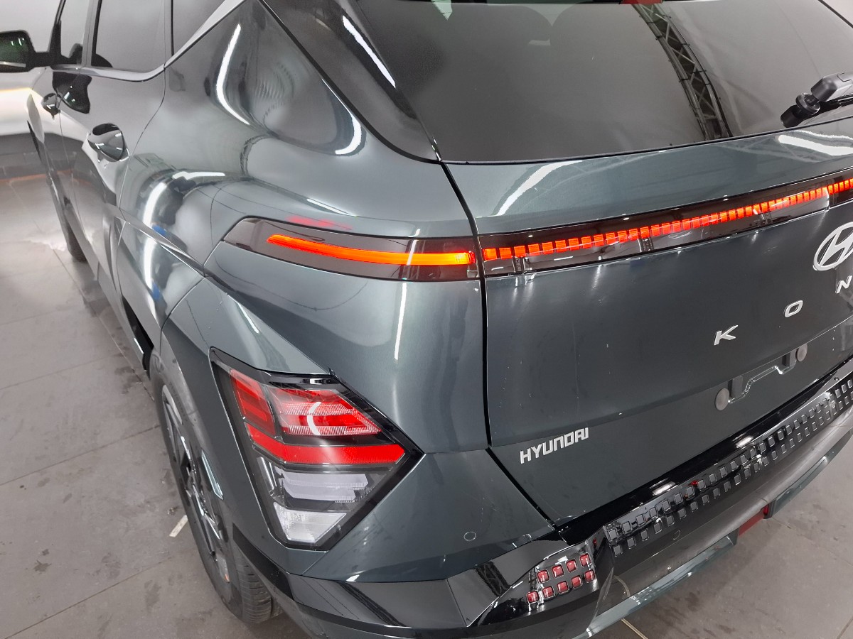 Hyundai Kona Comfort smart 65.4 KWH