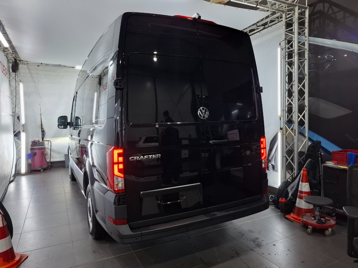 Volkswagen Crafter 35 L3H3 177PK AUT | LED NAV CAM | ErgoComf. | Trekhaakvoorber. | Mistlampen