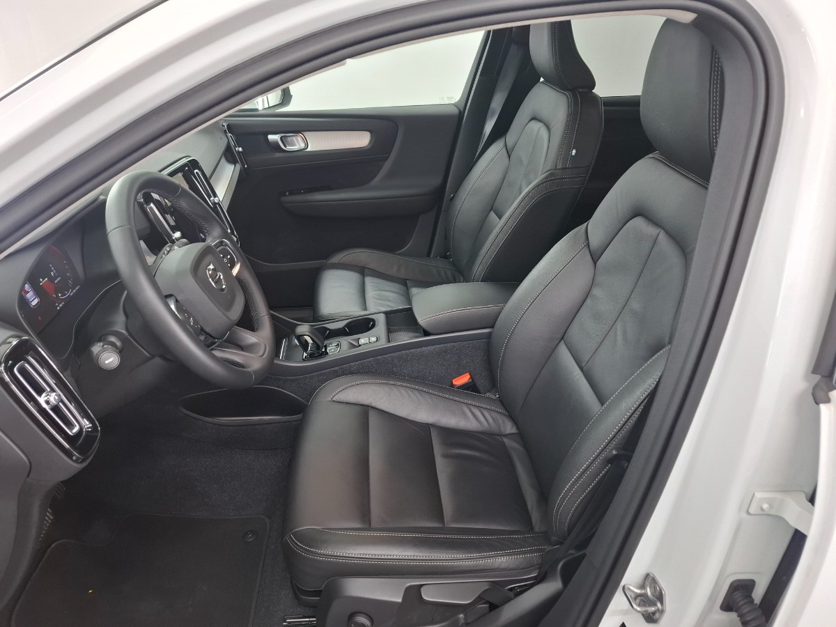 Volvo XC40 1.5 T4 Recharge Inscription Expr. |Stoelverwarming|ACC|
