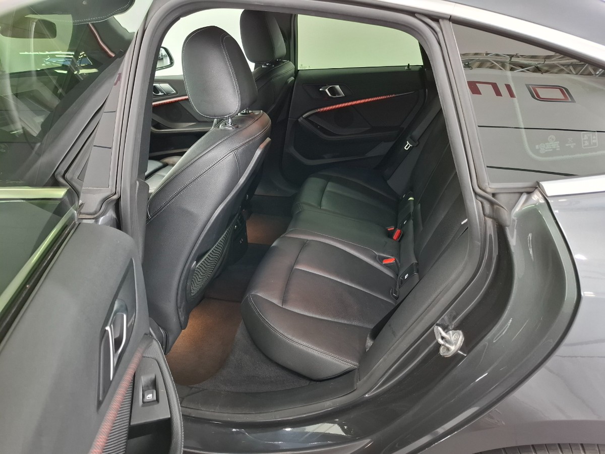 BMW 2-serie Gran Coupé 218i High Executive M-Sport | Volleder Stoelverwarming 19 LMV | NL auto