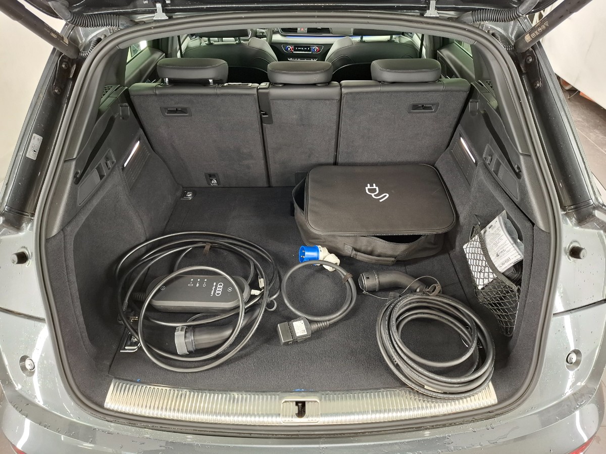 Audi Q5 50 TFSI E S-LINE PLUS QUATTRO | Pano ACC Daytonagrau