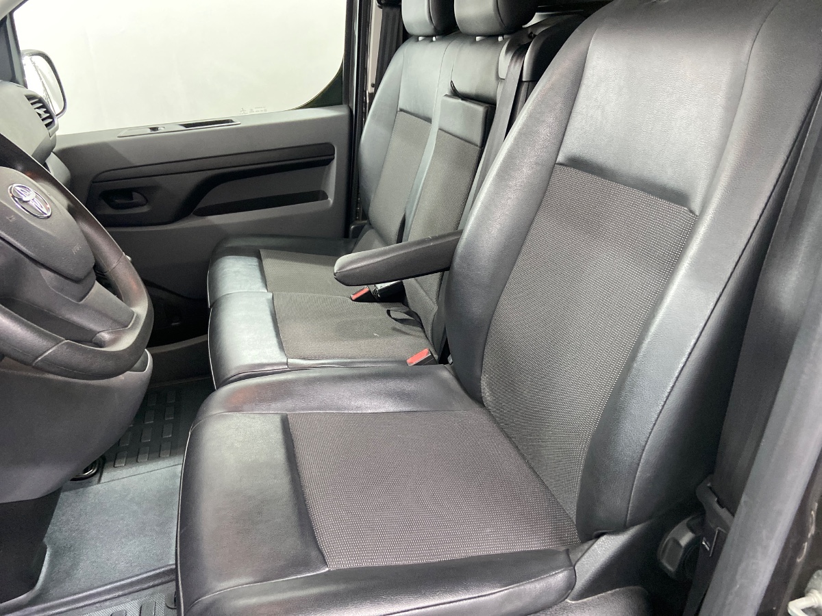 Toyota PROACE Worker 2.0 D-4D Cool Comfort Long Airco Trekhaak Cruise