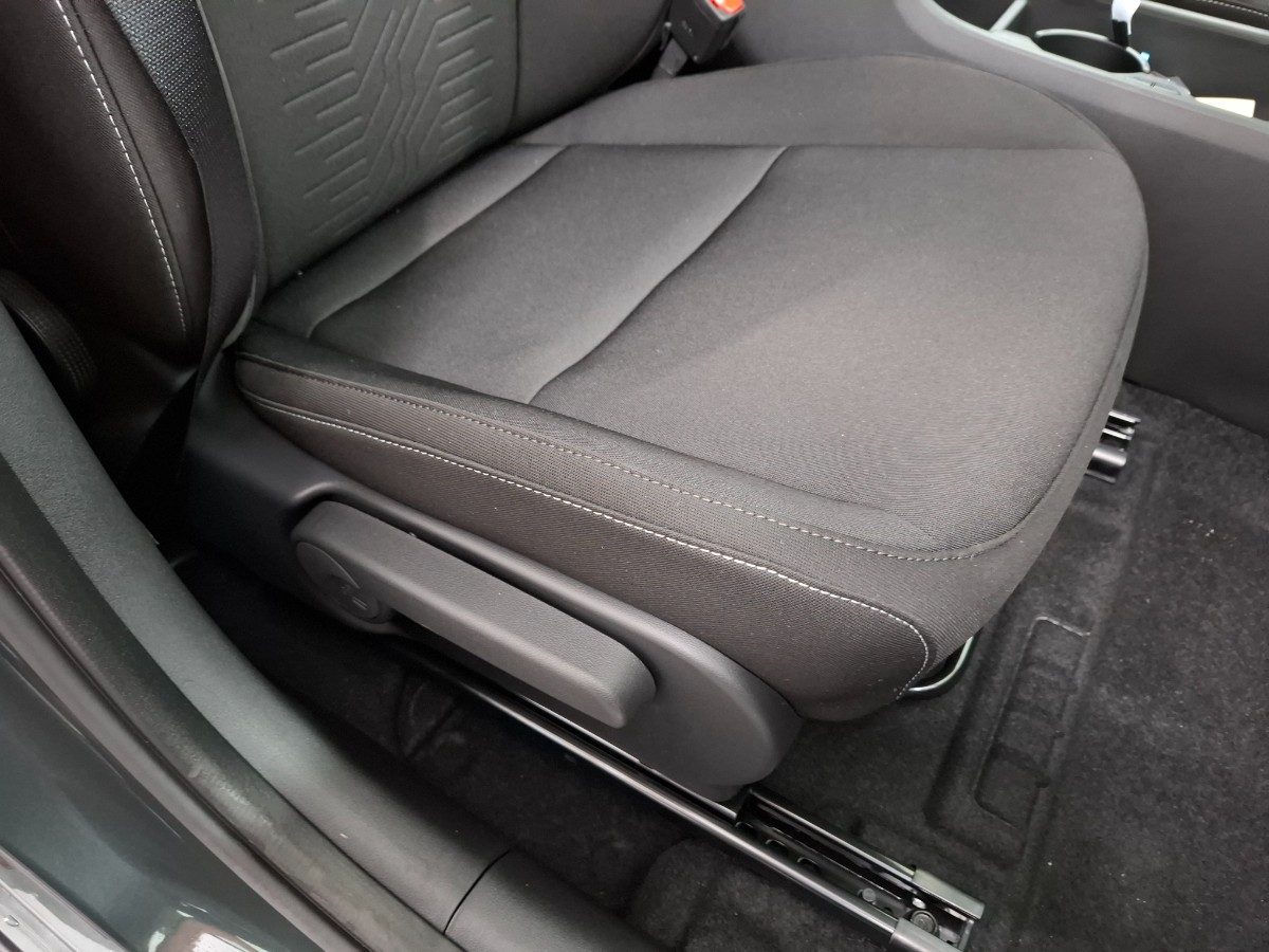Hyundai Kona Comfort smart 65.4 KWH