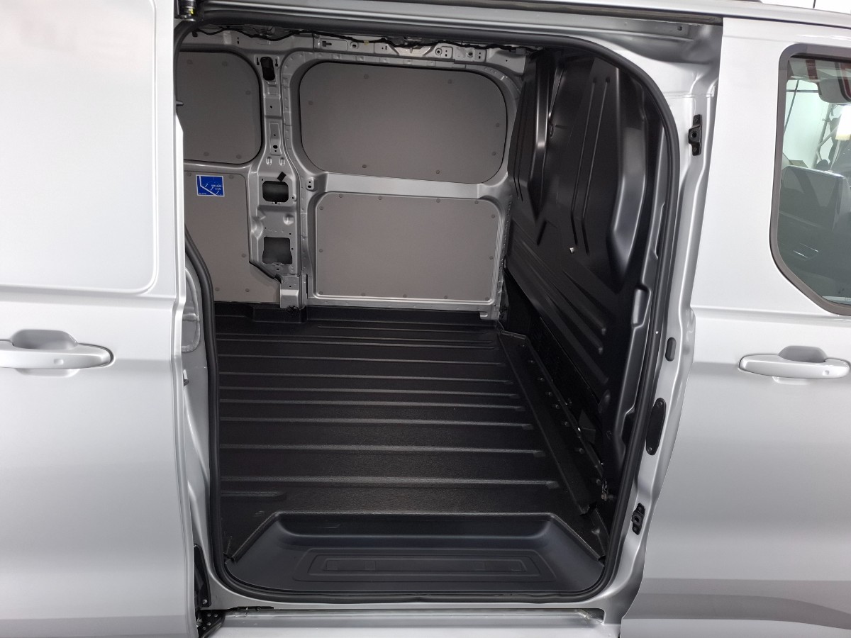 Ford Transit Custom 320 2.0 TDCI L2H1 Limited