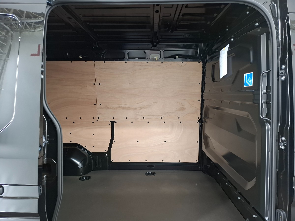Renault Master GB L2H2 T35 E-Tech 140 pk long range extra