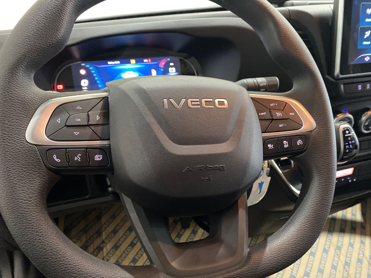 Iveco Daily NW MODEL | 40C18 3.0 Automaat Bakwagen met Laadklep