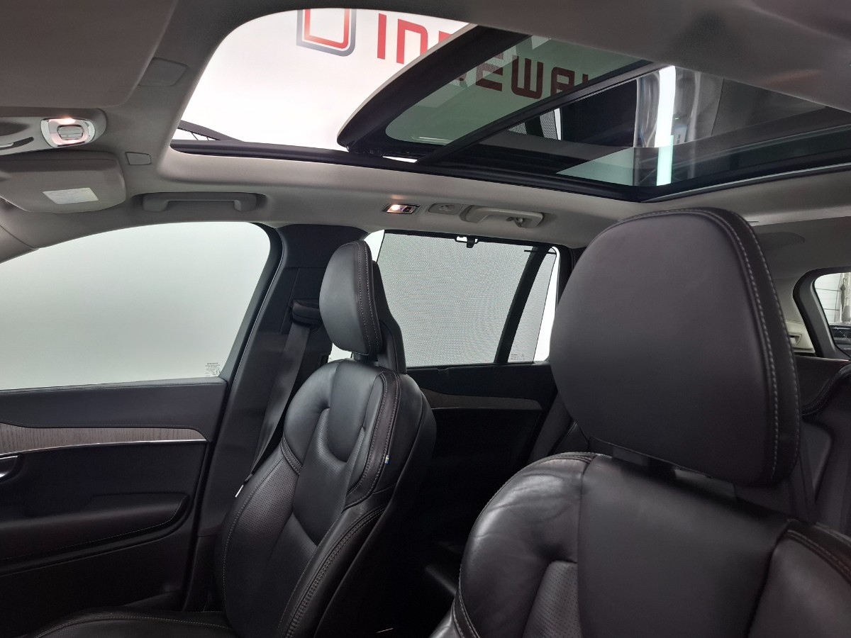 Volvo XC90 2.0 T8 Recharge AWD Inscription |Luchtvering|Pano|H&K|Stoelverwarming|Memory|