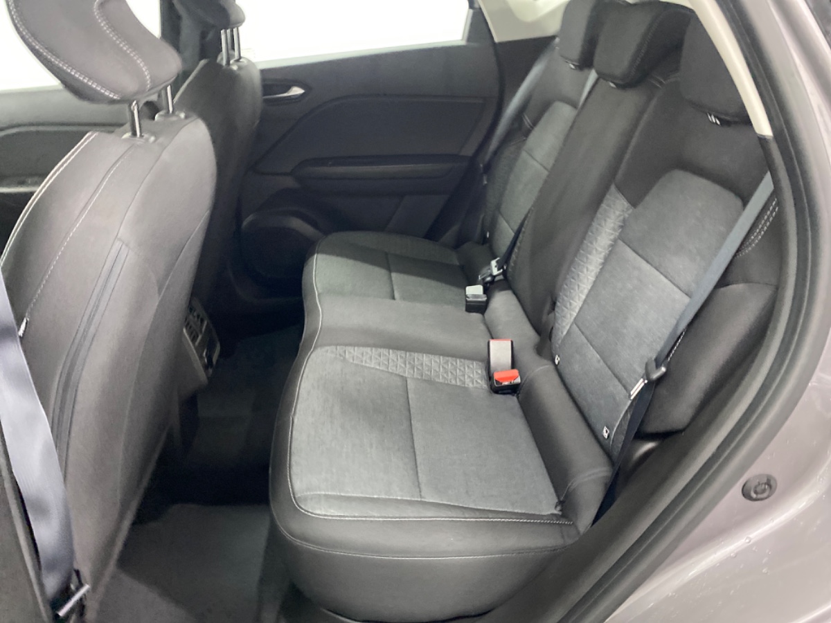 Renault Captur E-Tech Hybrid