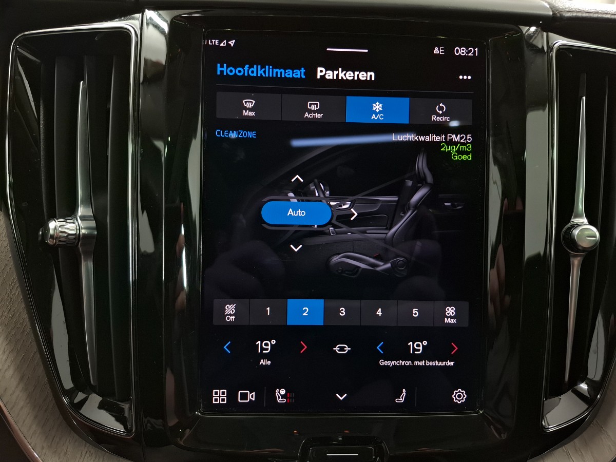 Volvo XC60 2.0 T6 Recharge Inscription |Long Range|H&K|Stoelverwarming|