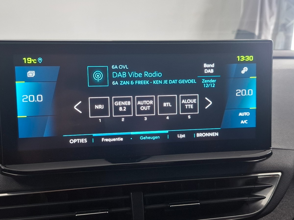 Peugeot 3008 Hybrid 225PK Allure Pack