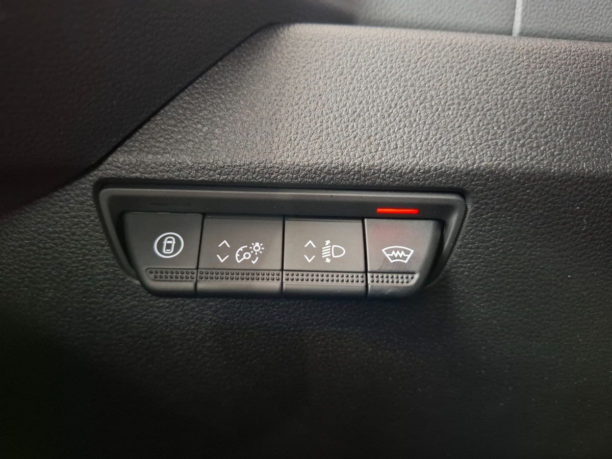 Renault Master E-Tech T35 L2H2 Extra long range 87 kWh | 2x Schuifdeur Trekhaak Allseasons Betimmering Opstap