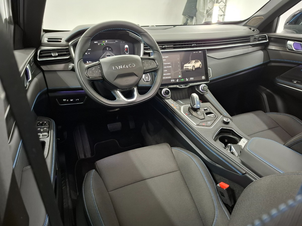 Lynk & CO 01 1.5 PHEV 261CH DCTH 7