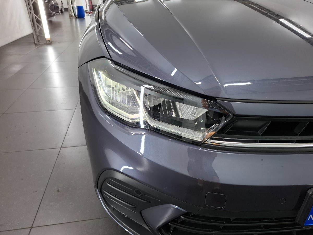 Volkswagen Polo 1.0 TSI Life Business