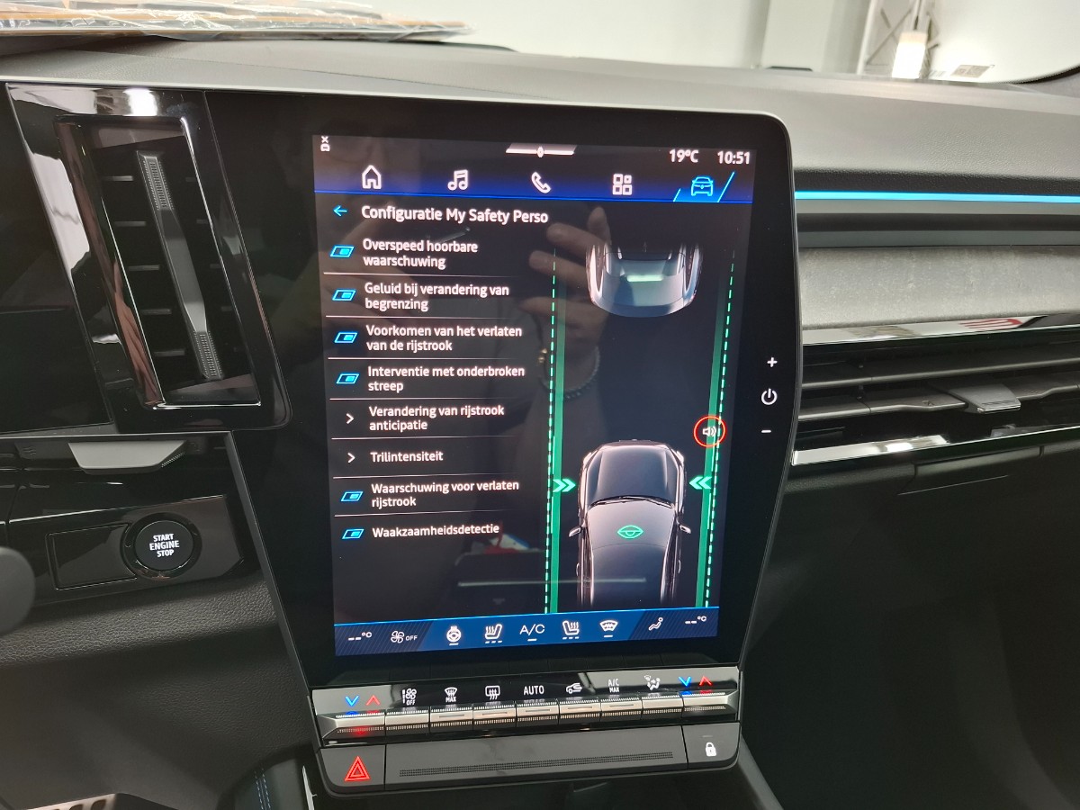 Renault Rafale atelier Alpine E-Tech 4×4 plug-in hybrid 300 Panoramadak Head-Up Display Pack Harman Kardon Head-Up Display