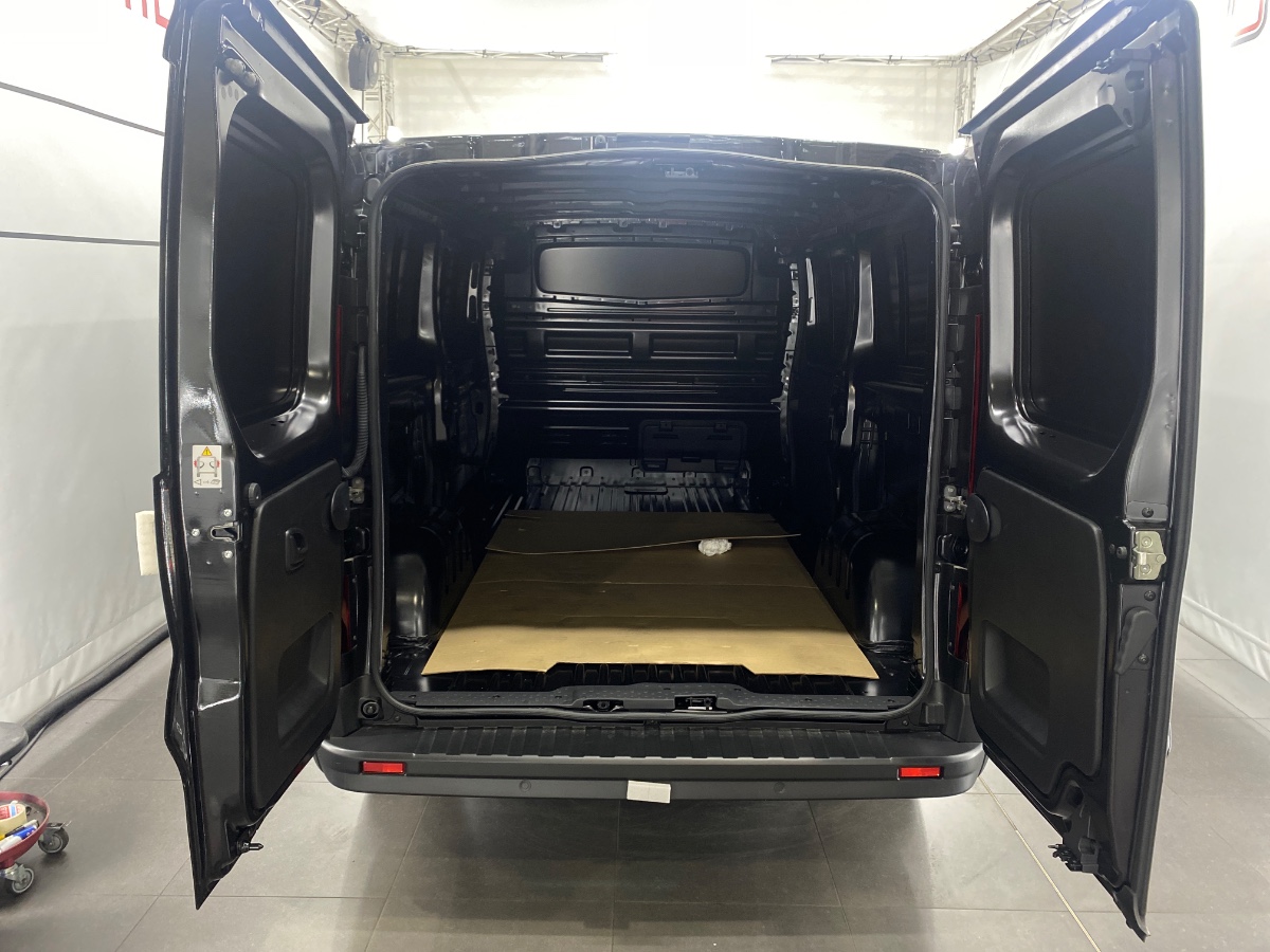 Renault Trafic 2.0 Blue dCi 130 T30 L2H1 Advance | Navi Allseasons Camera Rswiel