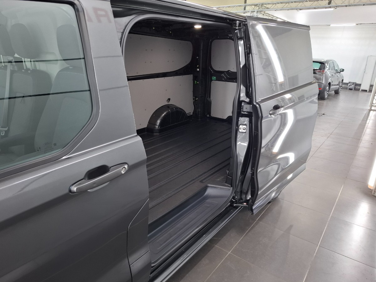 Ford Transit Custom 320 2.0 TDCI L2H1 Limited