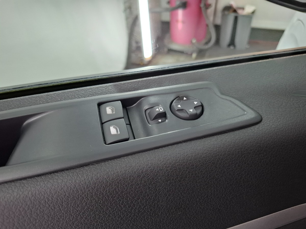Peugeot e-Expert EV L3 75 kWh