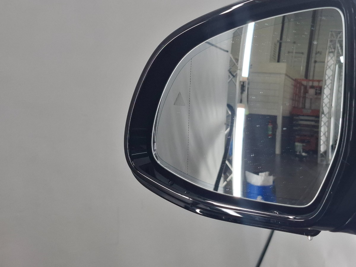 BMW X5 Xdrive 40d | Grijs kenteken | 22″ LMV | Trekhaak elekt. | Pano | HiFi | Soft-close | Innovation | DRAVITGRAU