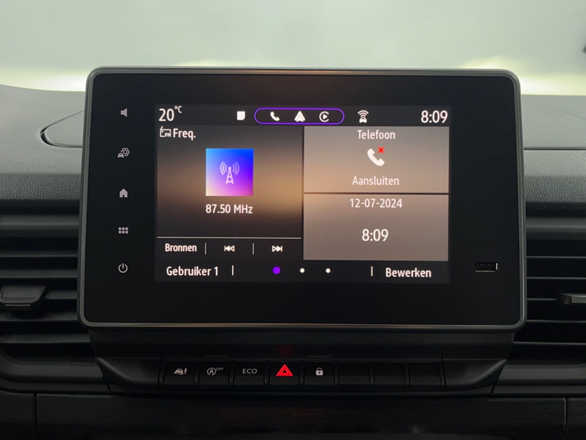 Renault Trafic 2.0 Blue dCi 130 T29 L2H1 Advance DC – 17″ LMV | Camera | Trekhaak | Stoel pass. in hoogte verstelb.