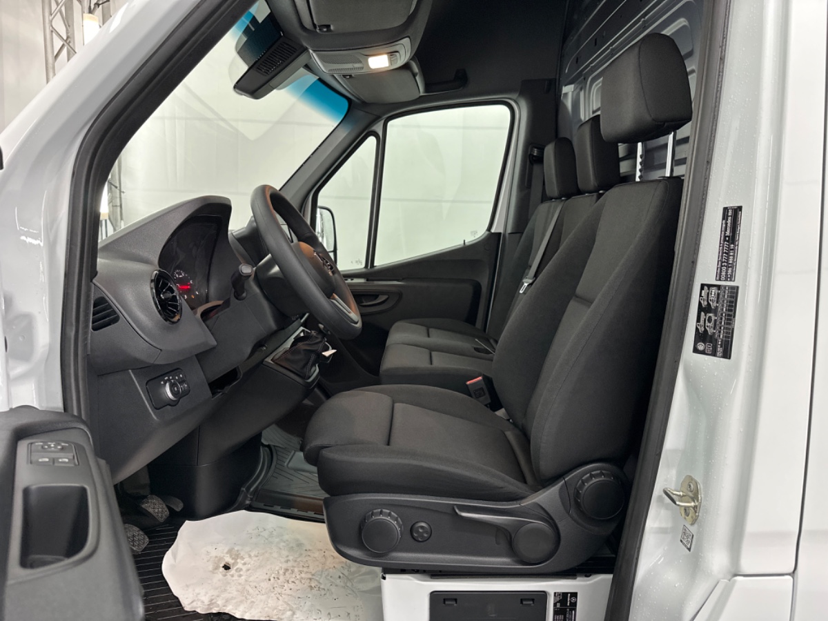 Mercedes-Benz Sprinter 317 CDI L2H2 RWD | MBUX CAM COMFST.