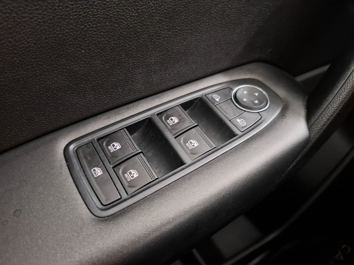 Renault Captur E-Tech Hybrid
