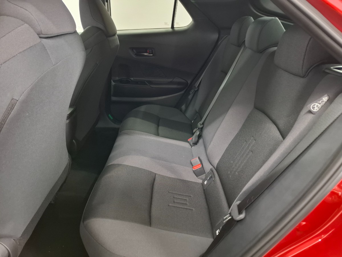 Toyota C-HR 1.8 Hybrid 140 First Edition Bi-Tone