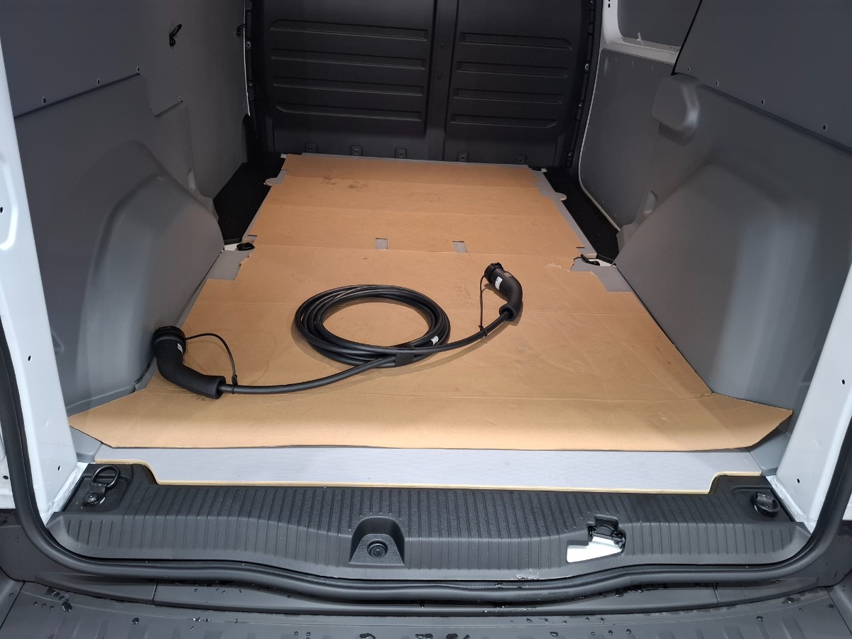 Renault Kangoo E-Tech Advance L2 44 kWh | Allseasons | Parkeerhulp en Navi | Betimmering | NWP 35200,-