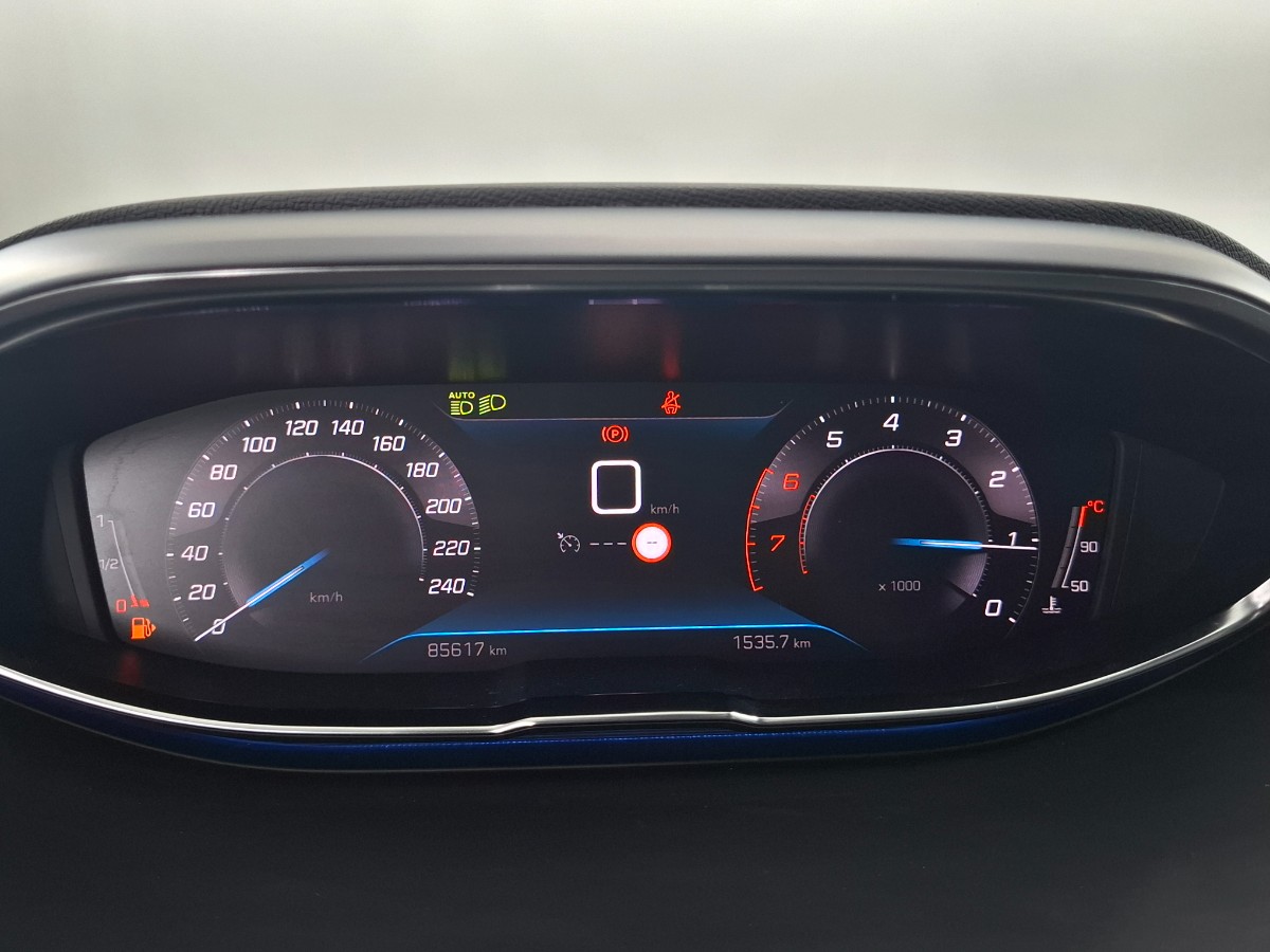 Peugeot 3008 1.2 PureTech Blue Lease Allure LED Camera Stoelverwarming