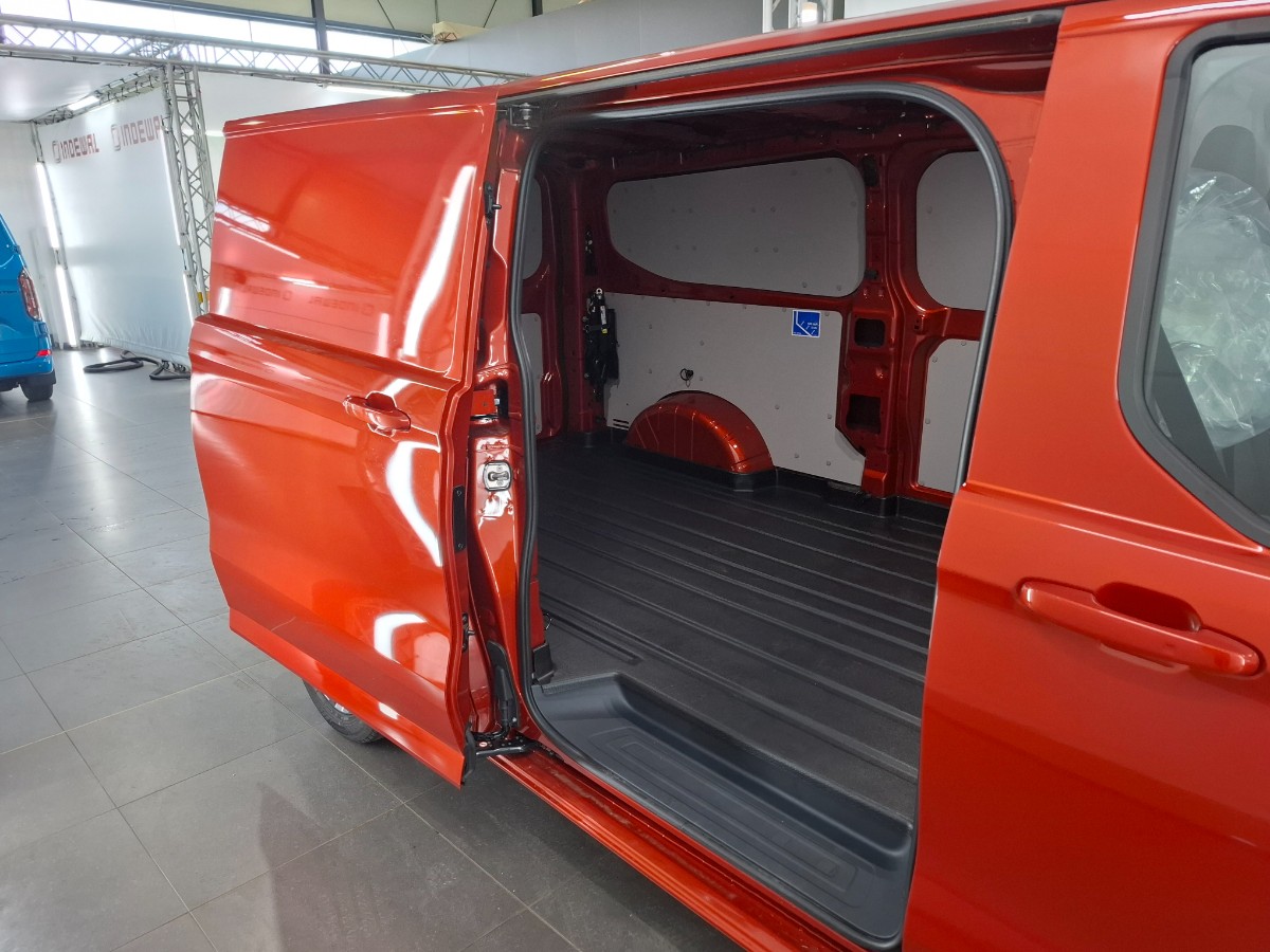Ford Transit Custom Limited L2H1 320 | Driver P. Premium | THKVRB | 17 LMV | Stuurverw. | Draadloos laden | Dubb. Vergr.