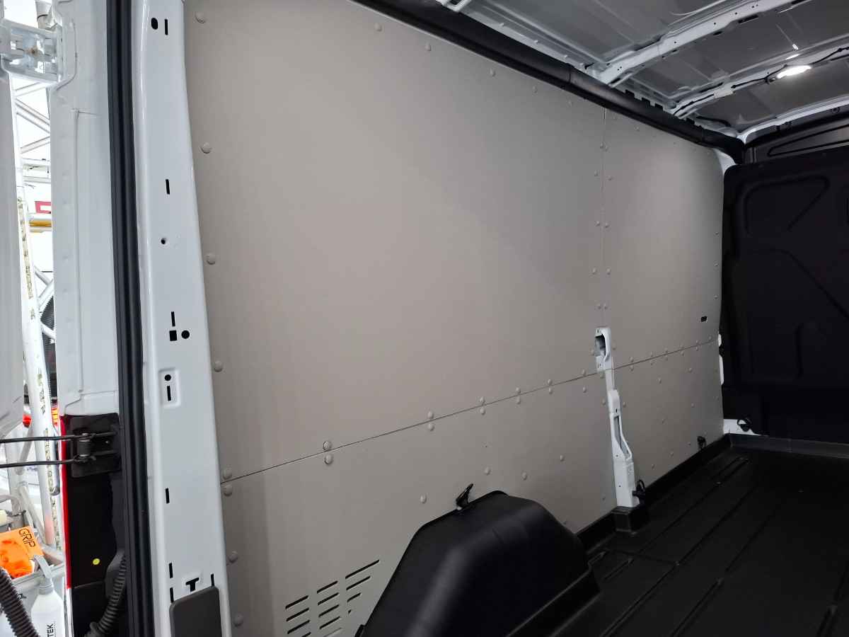 Ford Transit 350 L3H2 Trend 130PK FWD | SYNC4 NAVI | Trekhaak | Safety & Comfort | Laadr. besch. pakket | 270gr. deuren | NWP 44500 ex