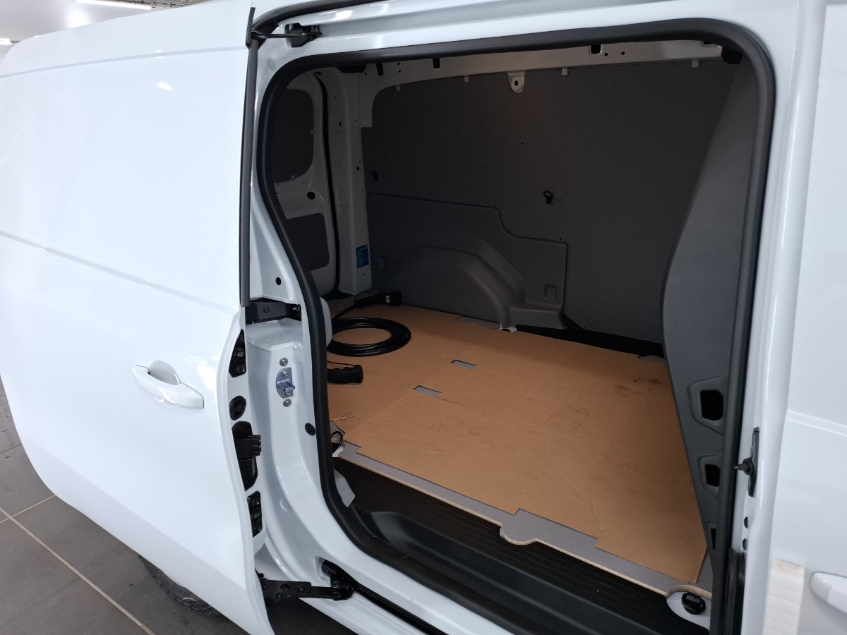 Renault Kangoo E-Tech Advance L2 44 kWh | Allseasons | Parkeerhulp en Navi | Betimmering | NWP 35200,-