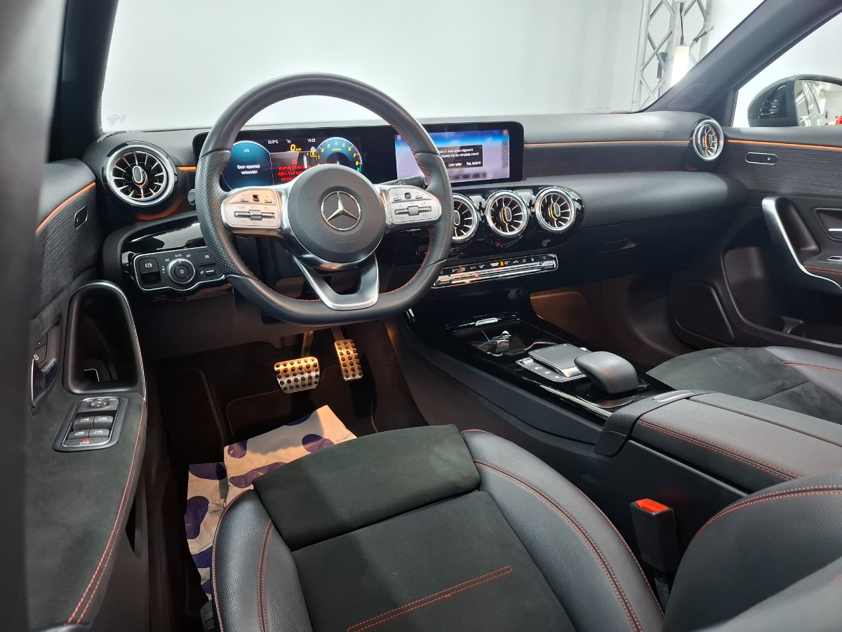 Mercedes-Benz A 250 E AMG LINE DCT Night | Pano | Stoelverw.