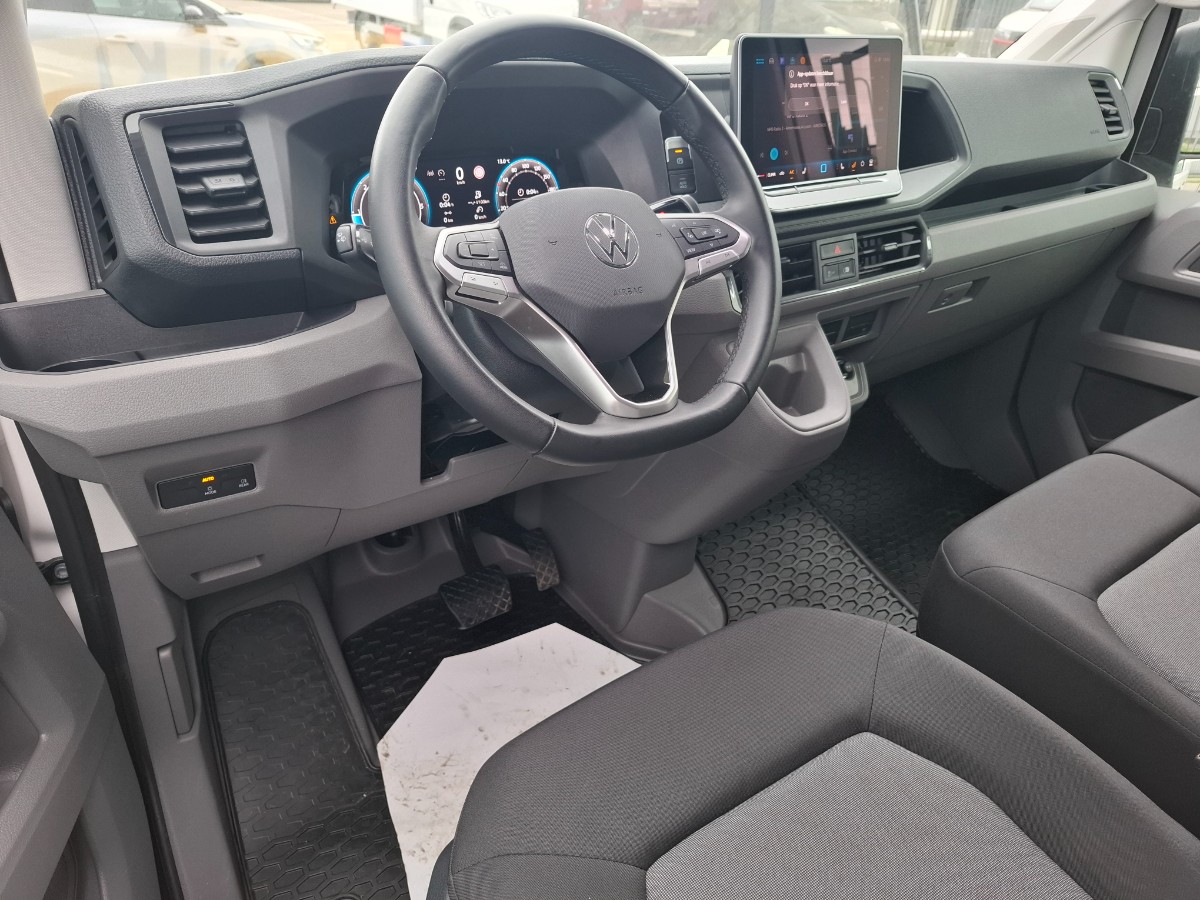 Volkswagen Crafter NW MODEL 35 L3H3 140PK AUT | LED | Comfstoel | Stoelvw. | Laadvloer | Camera | Ready2Discover