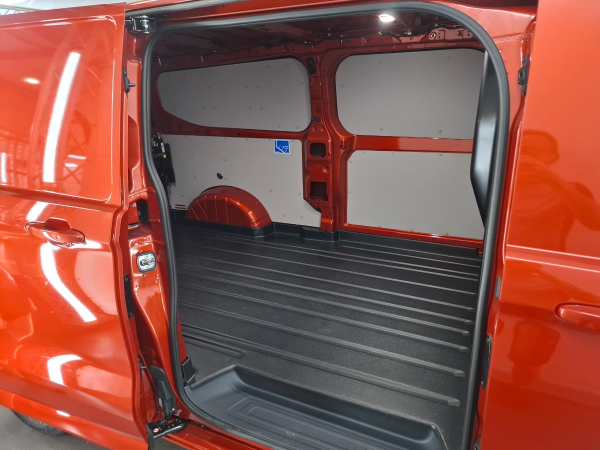 Ford Transit Custom Limited L2H1 320 | Driver P. Premium | THKVRB | 17 LMV | Stuurverw. | Draadloos laden | Dubb. Vergr.