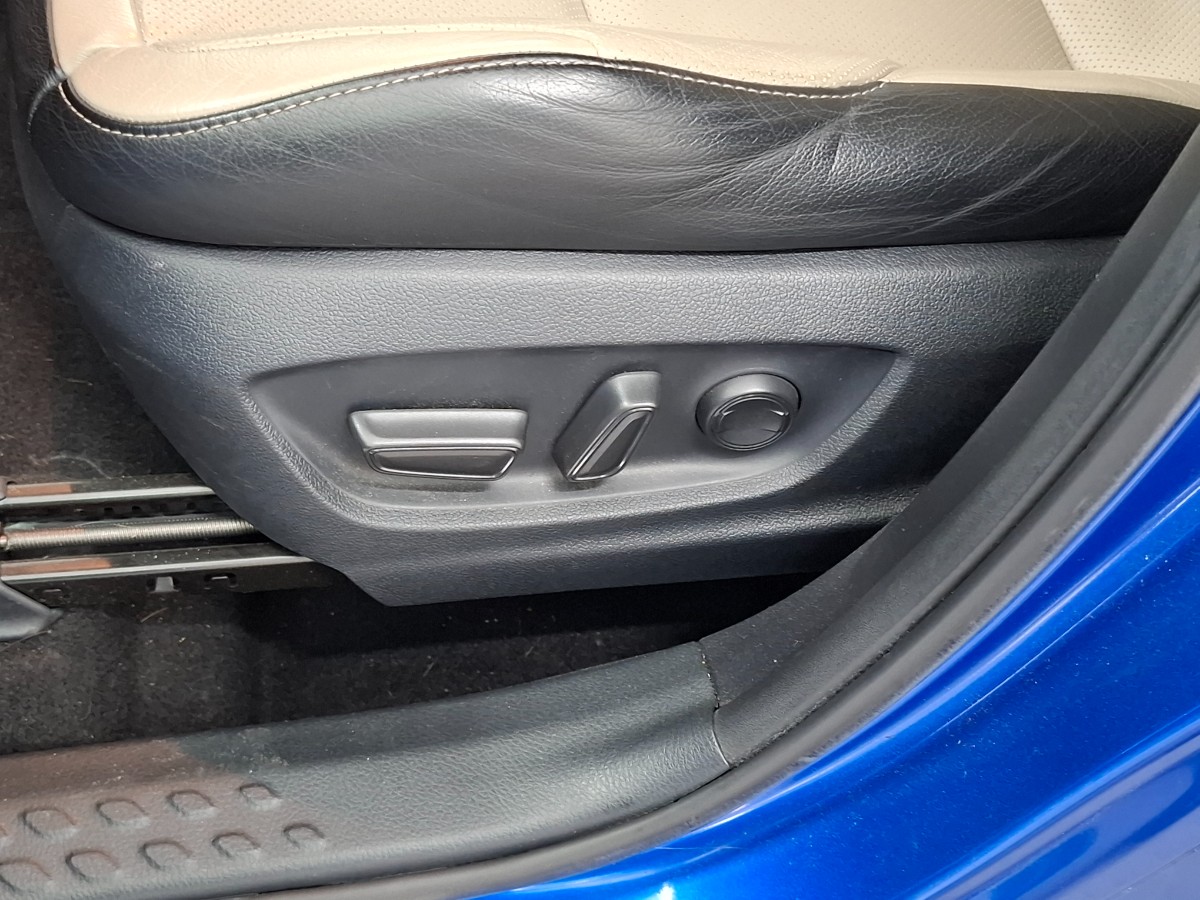 Toyota C-HR 1.8 Hybrid Bi-Tone |Leder|