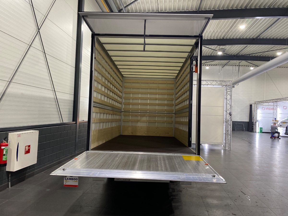 Iveco Daily NW MODEL | 40C18 3.0 Automaat Bakwagen met Laadklep