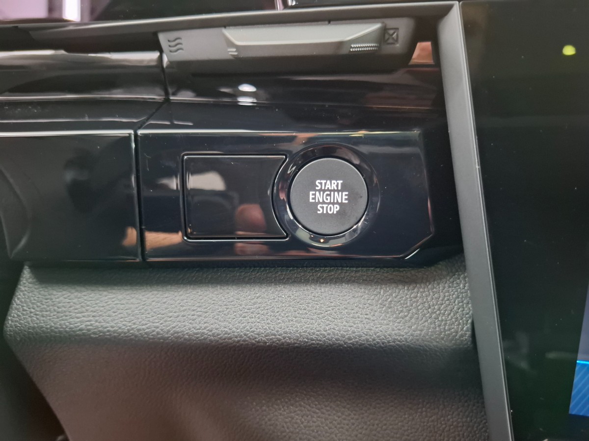 Renault Rafale atelier Alpine E-Tech 4×4 plug-in hybrid 300 Panoramadak Head-Up Display Pack Harman Kardon Head-Up Display