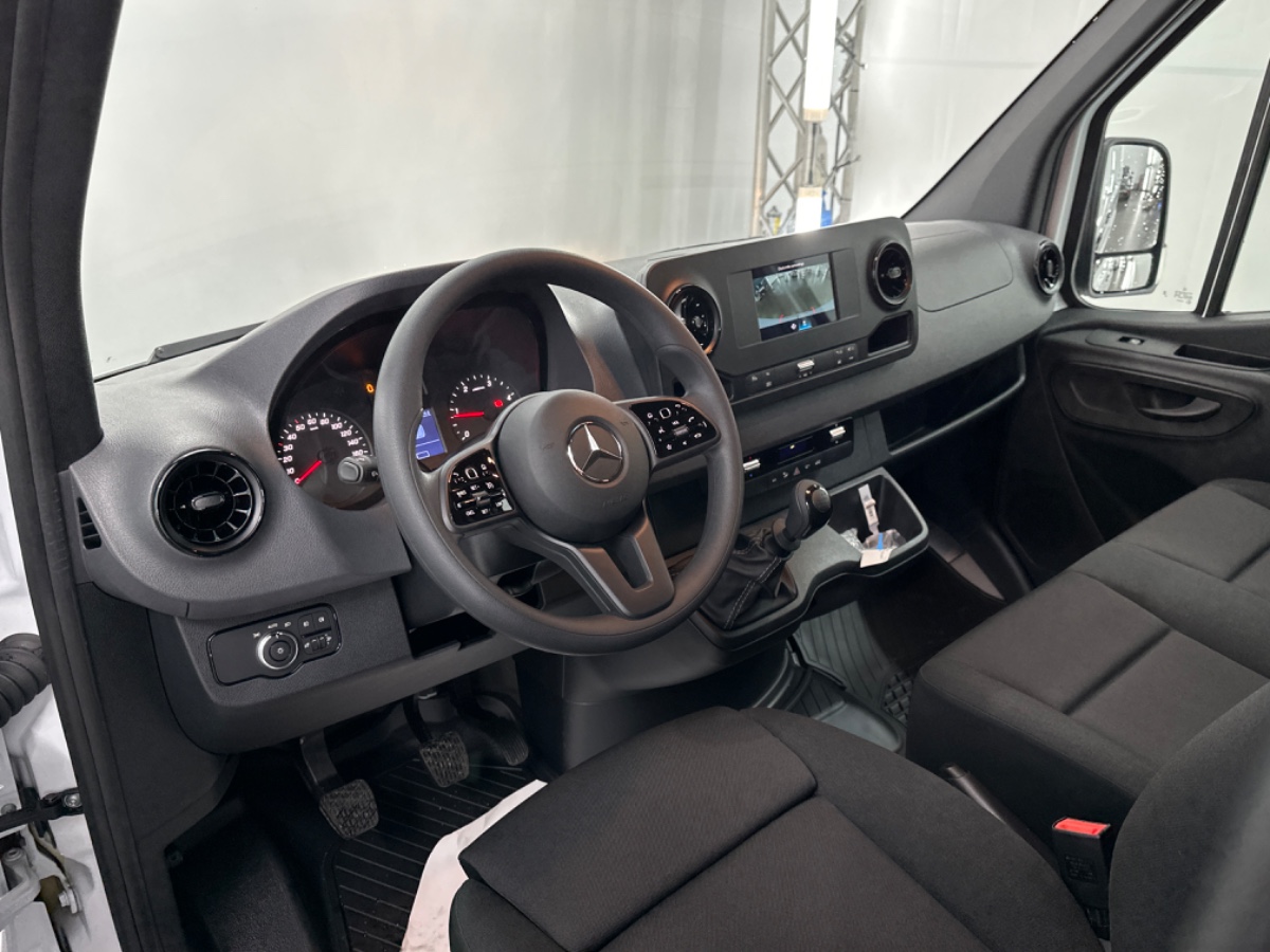 Mercedes-Benz Sprinter 317 CDI L2H2 RWD | MBUX CAM COMFST.